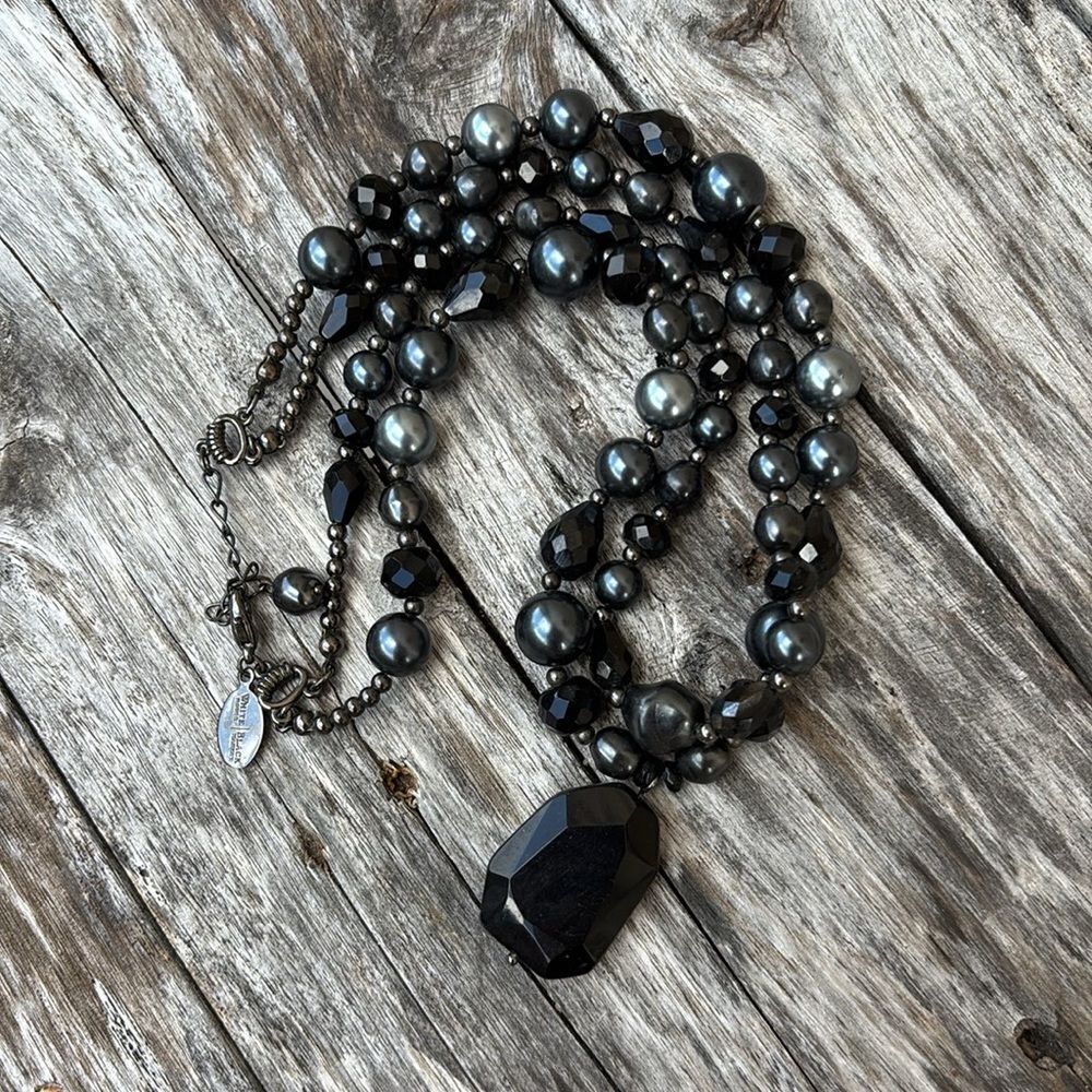 White House Black Market Black Gray Beaded Necklace Classy Career - Picture 6 of 8